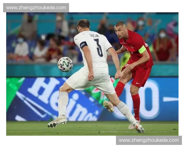 全球足球联赛锦标争夺战揭幕顶级俱乐部争锋激烈谁能登顶成就荣耀